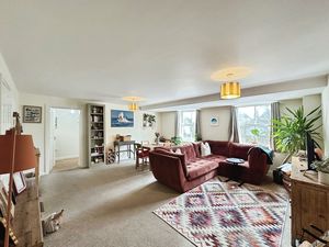 Photo 11- click for photo gallery